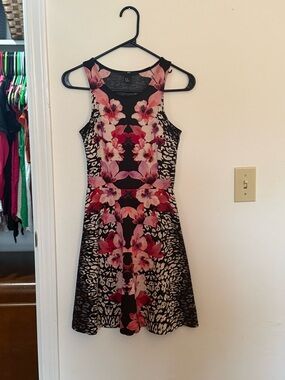 h&m black dress with flowers Cute Little Black Dress With Puffy Skirt, Party Dresses, Mini Dresses, –  ClaireBridal